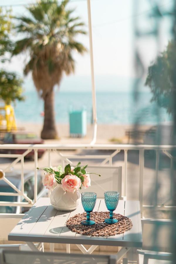 Sugar Blue - Apartments On The Beach Ájosz Vaszíliosz Kültér fotó