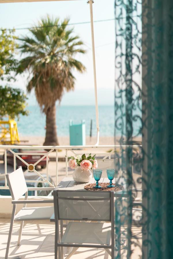 Sugar Blue - Apartments On The Beach Ájosz Vaszíliosz Kültér fotó